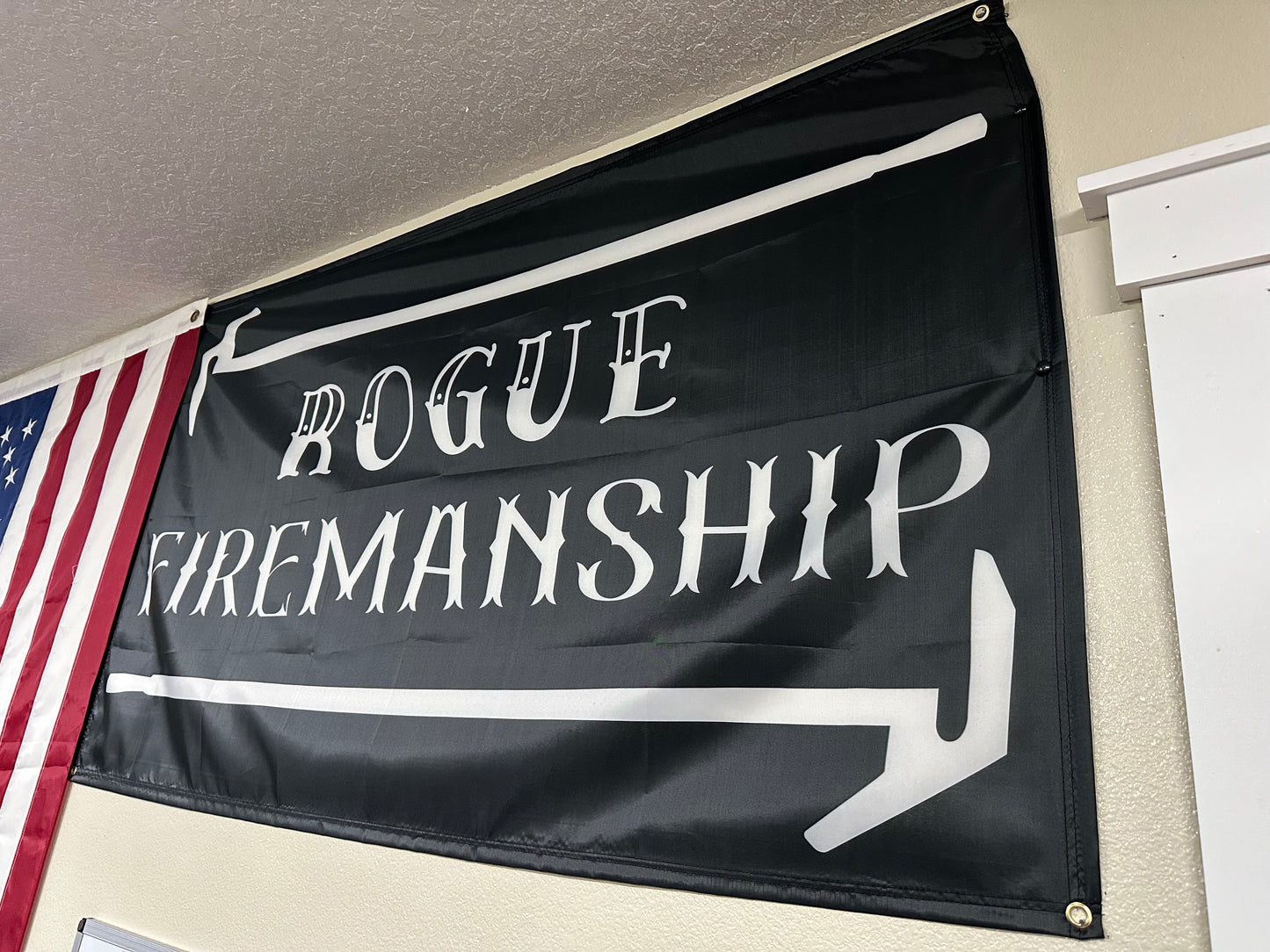 Rogue Lockwood 3X5 Flag